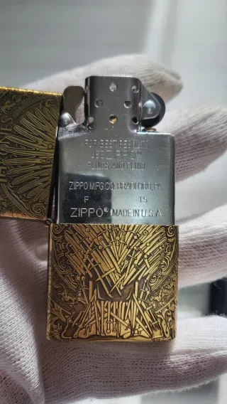 Zippo Accendino in Ottone Game of Thrones