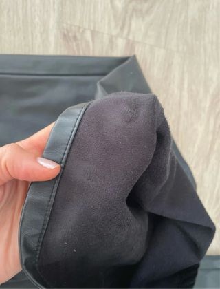 Pantalón cuero negro forro terciopelo