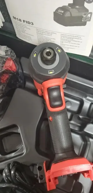 Milwaukee M18 FID3-0 Destornillador Impacto