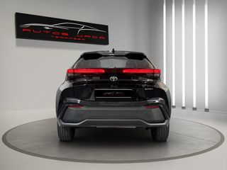 TOYOTA CHR Business Plugin Hybrid 220