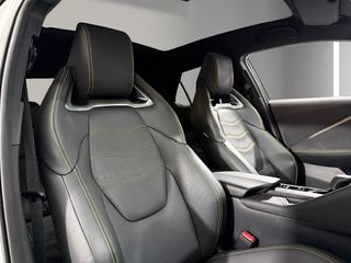 TOYOTA CHR Business Plugin Hybrid 220