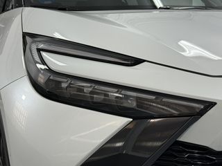 TOYOTA CHR Business Plugin Hybrid 220