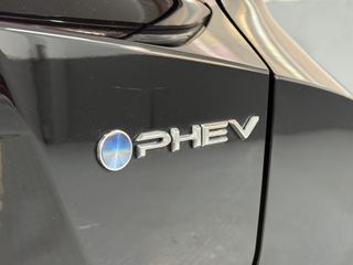 TOYOTA CHR Business Plugin Hybrid 220