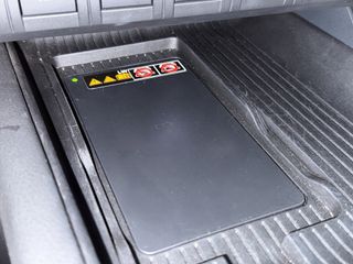 TOYOTA CHR Business Plugin Hybrid 220