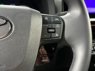 TOYOTA CHR Business Plugin Hybrid 220