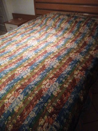 Copriletto matrimoniale vintage floreale