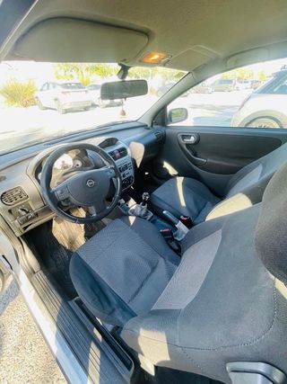 Opel Corsa 2005