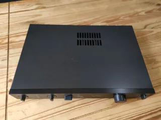 Amplificador Audiolab 8000 S Negro
