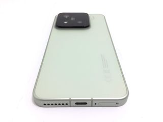 E574517-0 Xiaomi 15 12Gb 512Gb