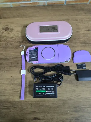 PSP 3000 morado Hanna Montana