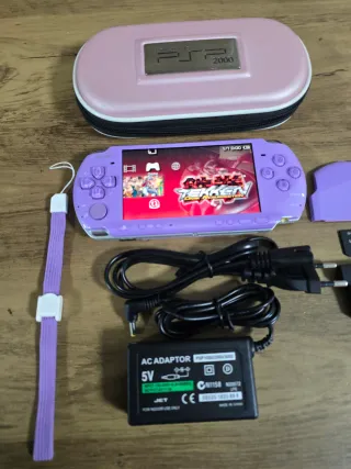 PSP 3000 morado Hanna Montana