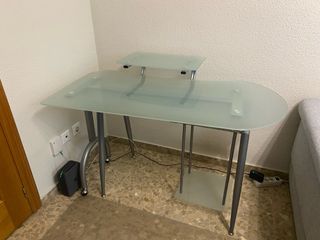 Mesa escritorio cristal y metal