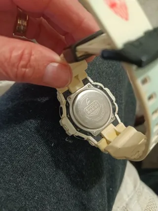 Reloj G-Shock Casio WR20BAR Blanco