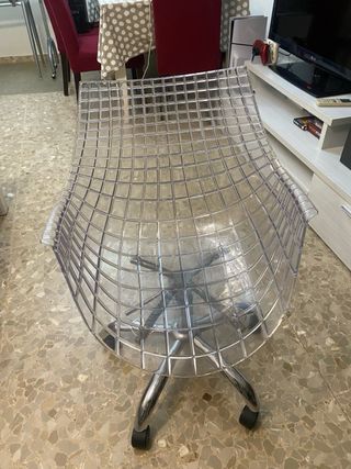 Silla de escritorio moderna transparente