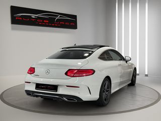 Mercedes-Benz Clase C220 COUPE
