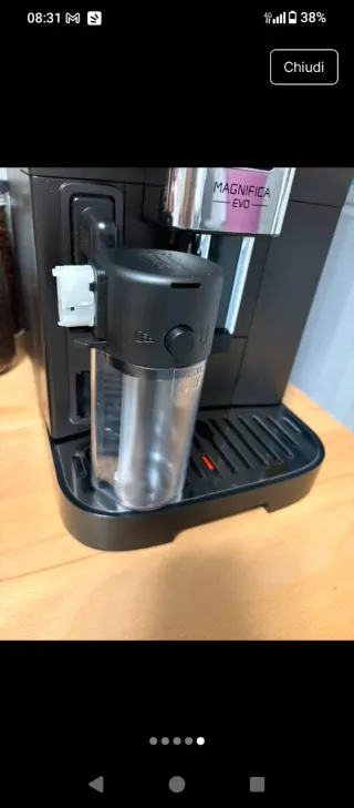 Macchina caffè DeLonghi Magnifica Evo