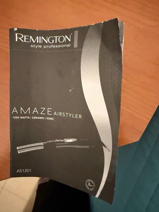 Secador de pelo y accesorios