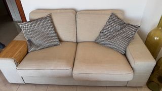 Sofá KIVIK 2 plazas Beige