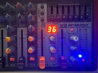 Mezclador DSP QPM-1202 MESA MEZCLAS DSP P.A