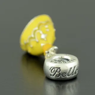 Charm Pandora vestido de bella de Disney