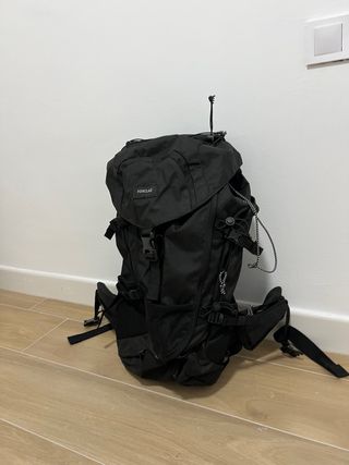 Mochila Forclaz 50kg Negra