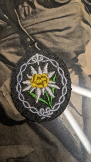 Conjunto Gebirgsjäger Edelweiss