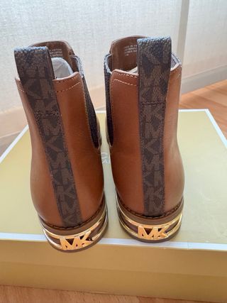Botines Michael Kors Marrones y Dorados a Estrenar