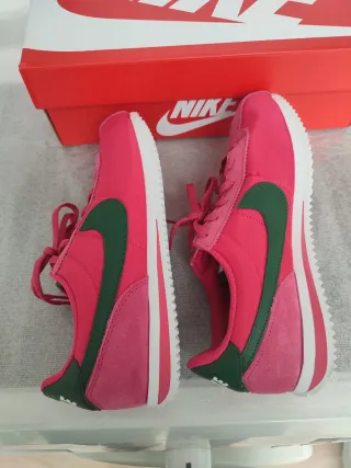 Nike Cortez Rosa y Verde