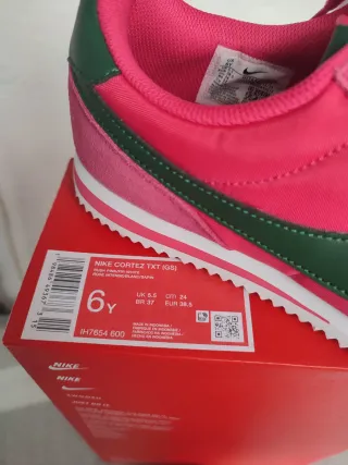 Nike Cortez Rosa y Verde
