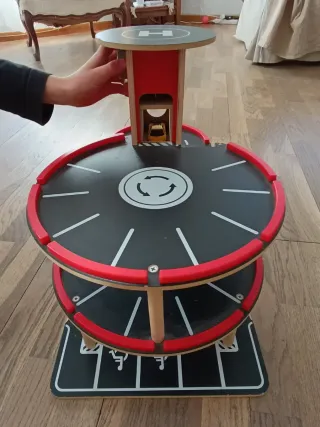 Parking Hape de Madera