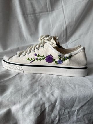 Scarpe da ginnastica ricamate floreali