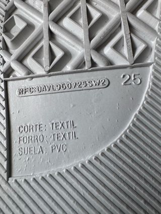 Scarpe da ginnastica ricamate floreali