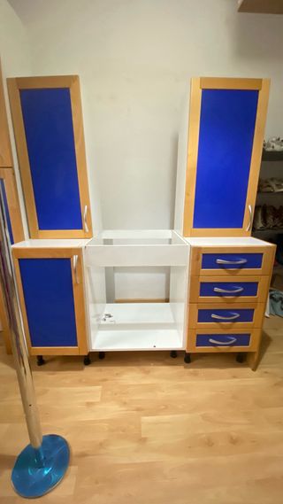 Muebles de cocina madera y cristal