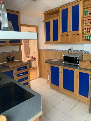 Muebles de cocina madera y cristal