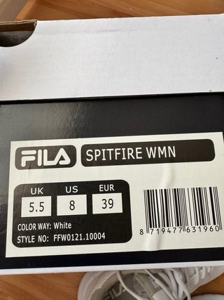 Zapatillas Fila Blancas y Grises T39