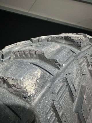 Gomas Cooper STT PRO Discoverer Llantas   ET-25