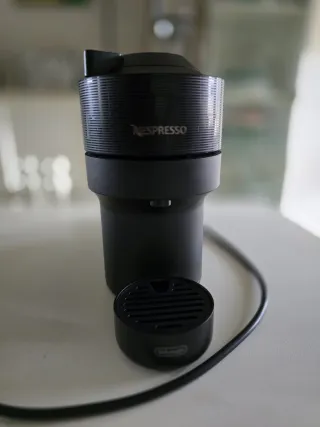 Cafetera Nespresso Vertuo Negra