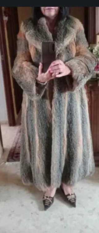 Abrigo largo de piel.. OFERTÓN!