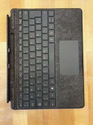 Microsoft Surface Pro 8 1TB Gris + teclado + pen