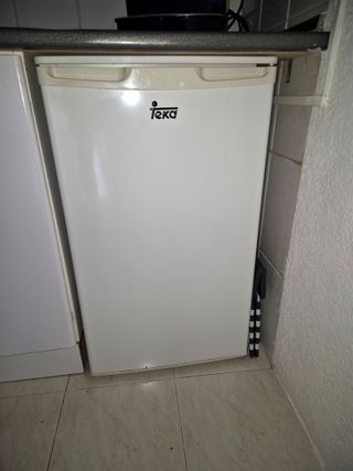 Cocina compacta con electrodomésticos