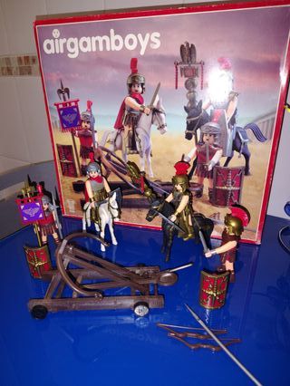 Airgamboys 008 Romanos con Catapulta