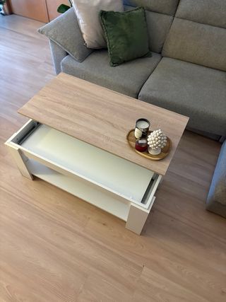 Mesa de centro elevable blanca y madera