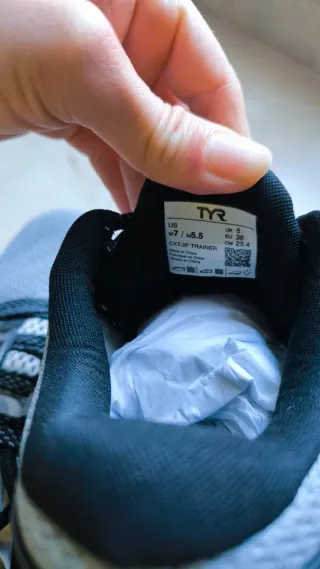 Zapatillas TYR CXT-2 Gris talla 38