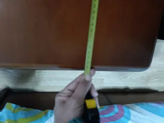 Elegante mesa de centro de madera buena