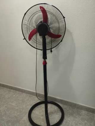 Ventilador SOGO Negro y Rojo