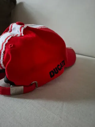 Cappello Ducati