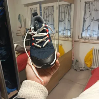 Scarpa Nike da palestra blu