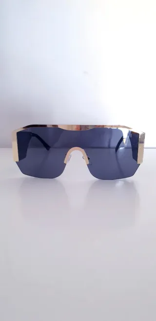 GAFAS DE SOL DE LUJO NUEVO A ESTRENAR
