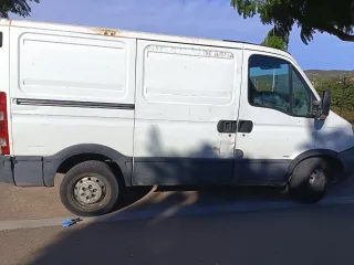 Alquiler furgoneta sin conductor o con conductor
