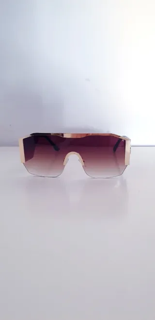 GAFAS DE SOL DE LUJO NUEVO A ESTRENAR